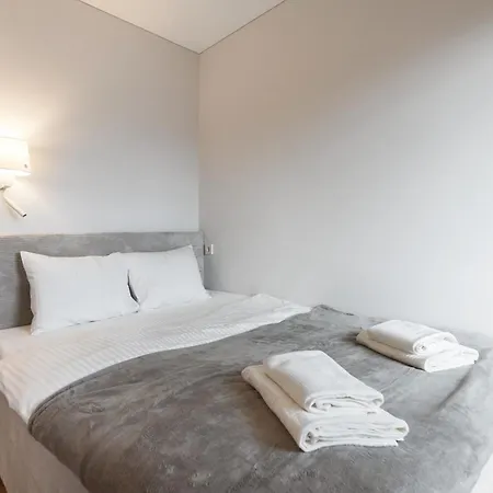 Stylish Simplicity - 1bdr Cozy In Апартаменты *