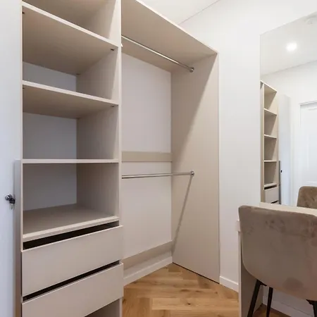 Stylish Simplicity - 1bdr Cozy In Apartment *