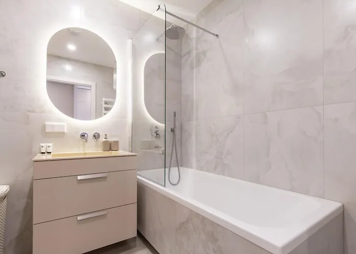 Stylish Simplicity - 1bdr Cozy In Apartmán *